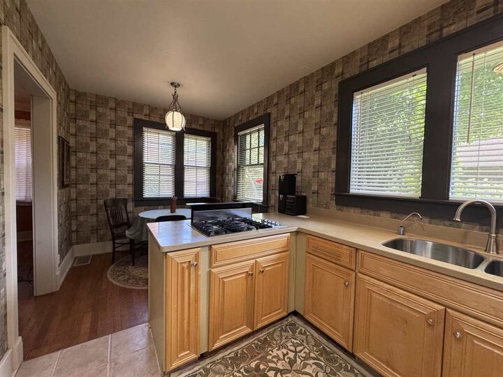 Property Photo:  2109 E Main Street  IN 47374 