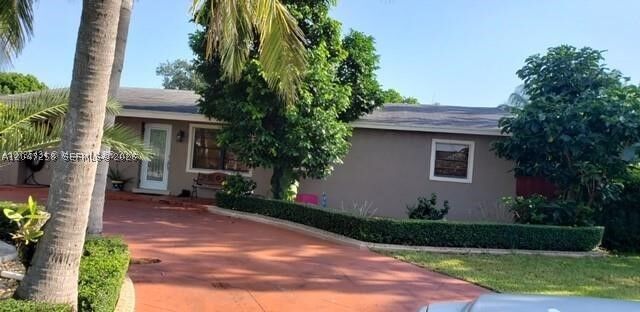 Property Photo:  1065 NW 15th St  FL 33030 