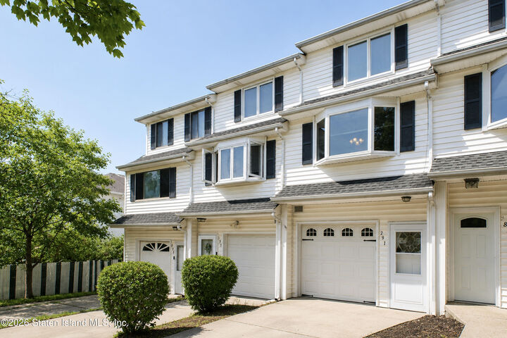 Property Photo: 291 Bartlett Avenue NY 10312