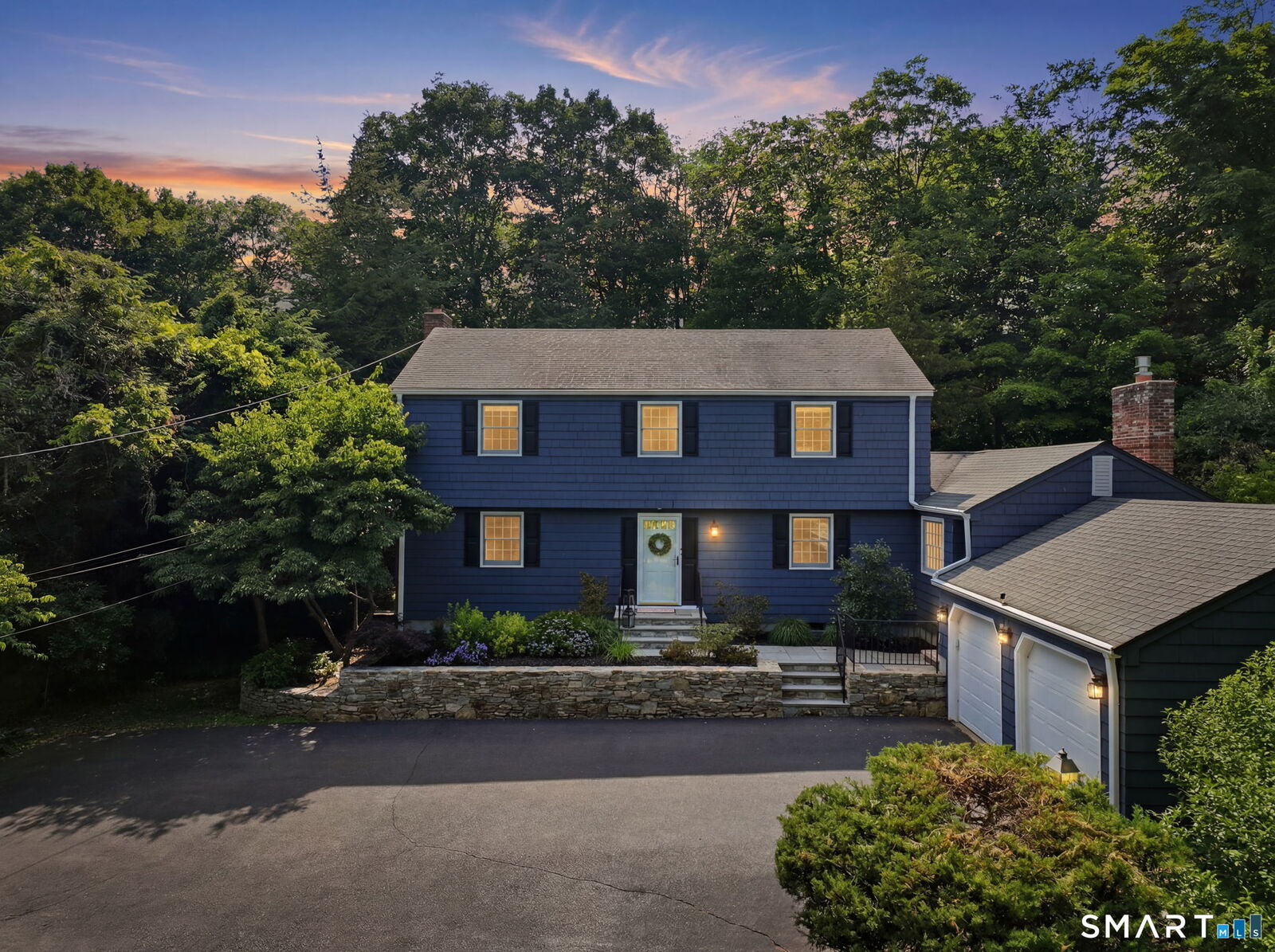 Property Photo:  165 Woodpond Road  CT 06107 