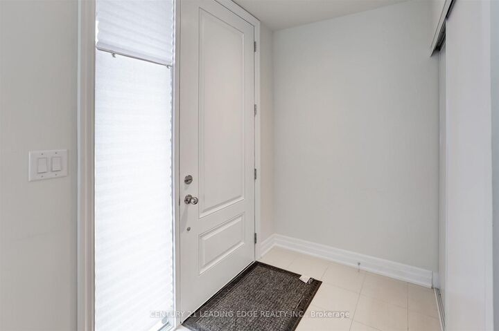Property Photo:  1180 Cawthra Road 106  ON L5G 4K7 