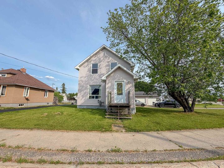 Property Photo:  33 Fifth Street  ON P0L 2B0 