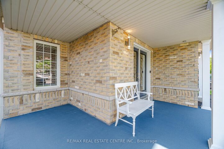 Property Photo: 71 Barrett Avenue ON N3S 0B5