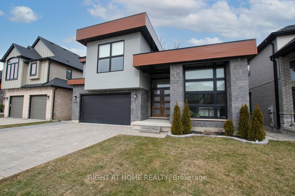 Property Photo: 1345 Dyer Crescent ON N6G 0S7