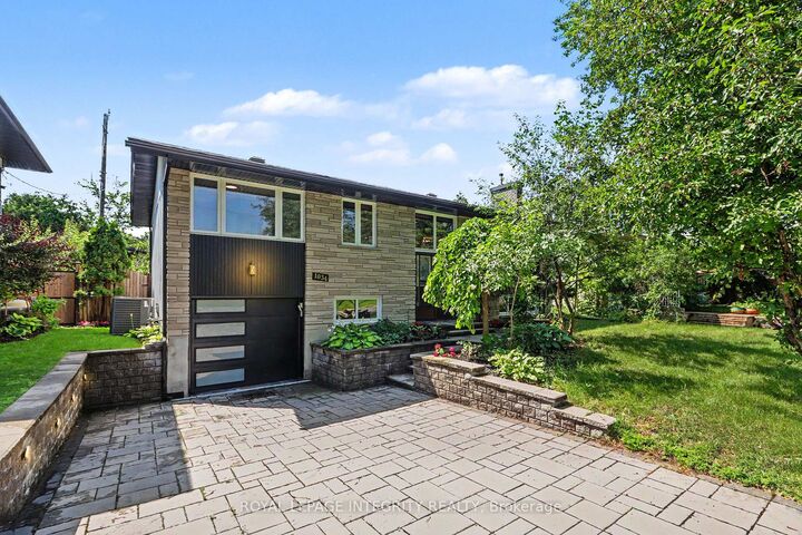 1034 Walkley Road — photo 1