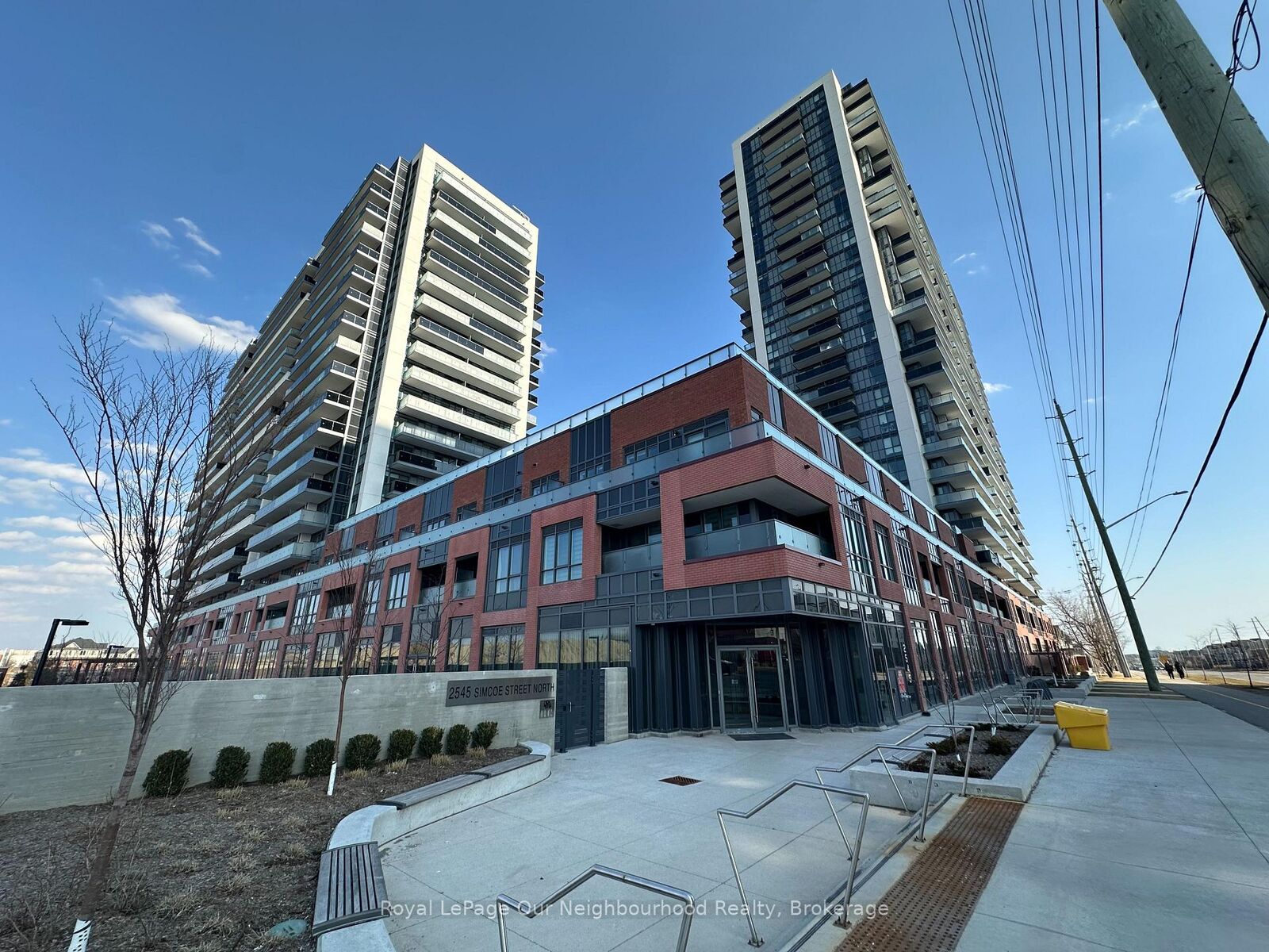 Property Photo: 2545 Simcoe Street N 2615 ON L1L 0W3
