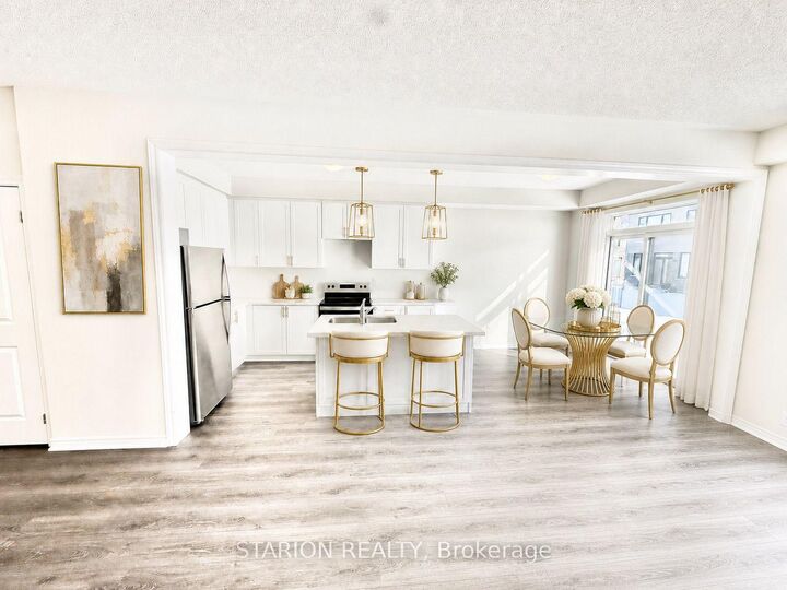 Property Photo: 44 Hickey Lane ON K9V 0T2