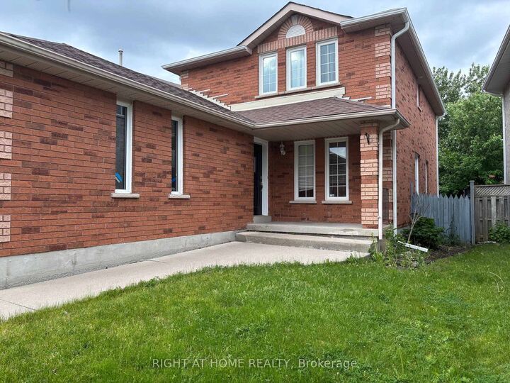 Property Photo:  99 Widgeon Street  ON L4N 8W3 