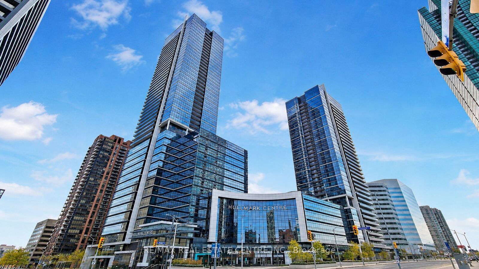 Property Photo:  5 Sheppard Avenue E  ON M2N 0G4 