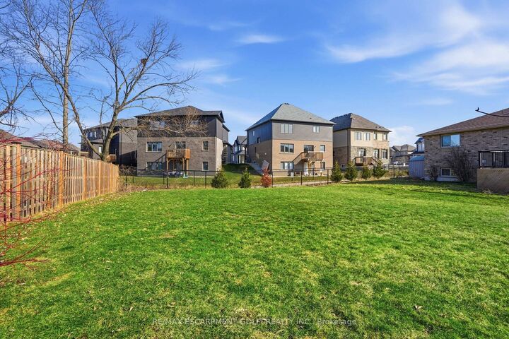 Property Photo: 9 Pace Avenue ON N3S 7V4