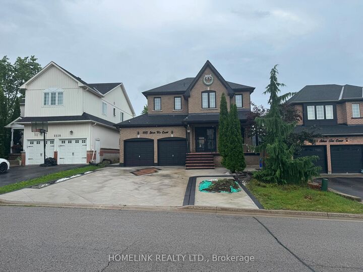 Property Photo:  1115 Silverfox Court  ON L1K 2T9 