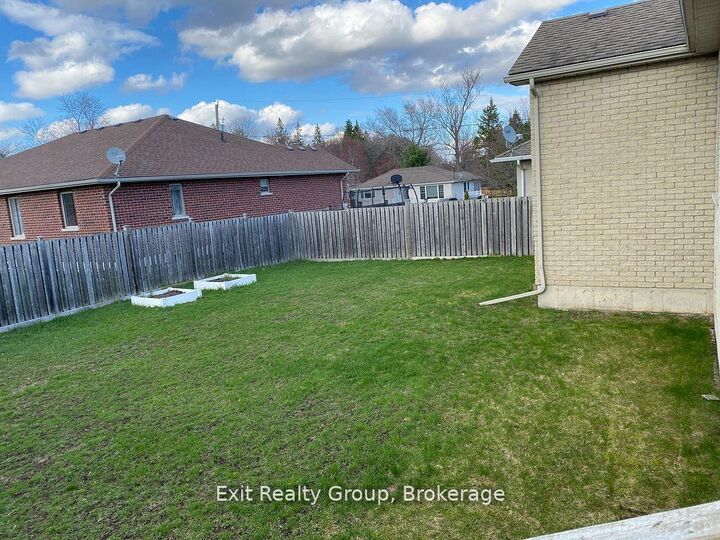 Property Photo:  18100 Telephone Road  ON K8V 5P4 