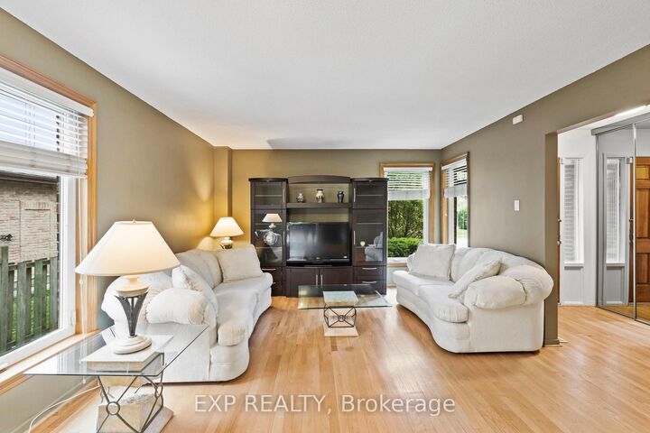 Property Photo: 25 Lilac Avenue ON L3T 5K1