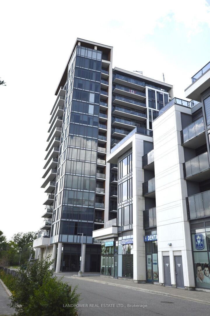 Property Photo: 9618 Yonge Street 220 ON L4C 0X5
