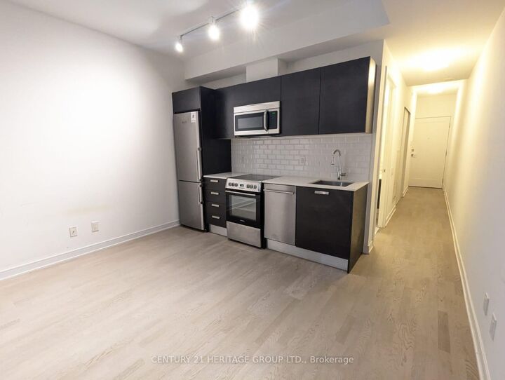 Property Photo:  57 St Joseph Street 804  ON M5S 0C5 