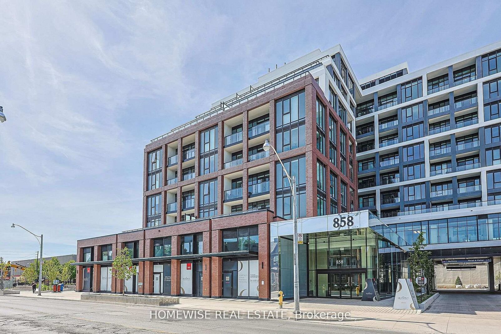 Property Photo:  858 Dupont Street 829  ON M6G 0C1 