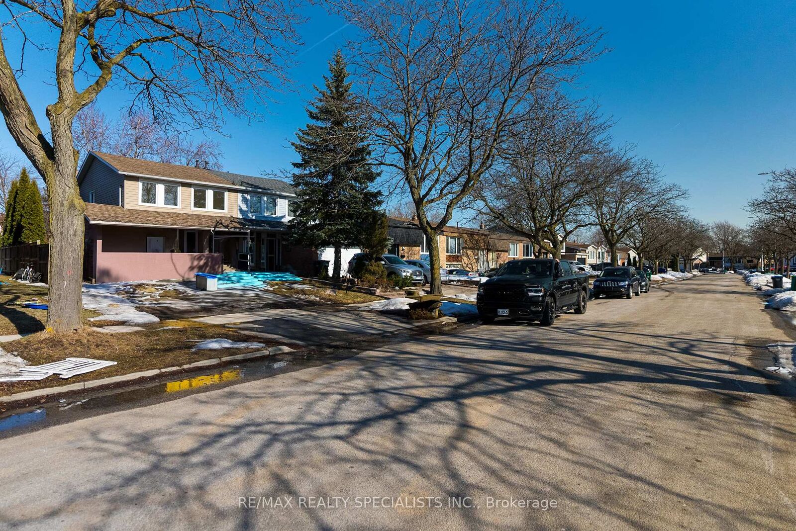 Property Photo:  6419 Chaumont Crescent Upper  ON L5N 2M7 