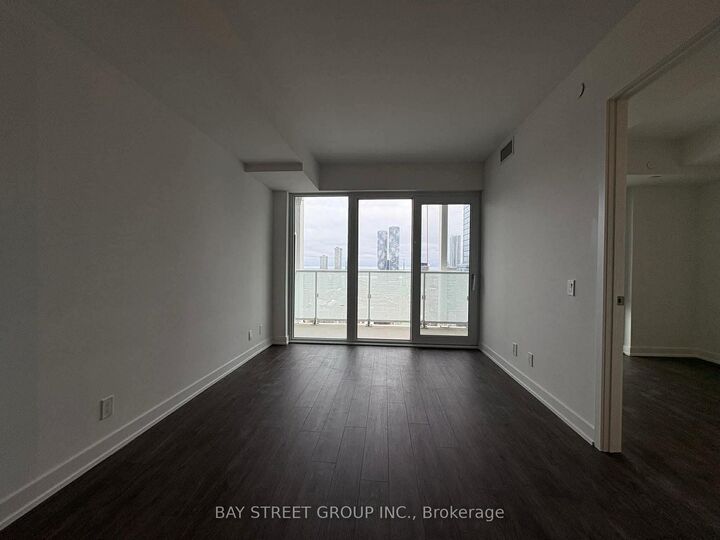 Property Photo:  88 Queen Street E 2709  ON M5C 0B6 