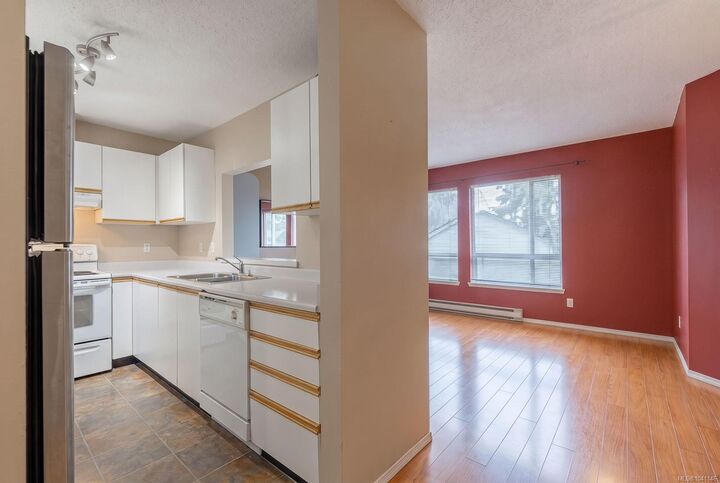 Property Photo:  1912 Bowen Rd #307  BC V9S 5S6 
