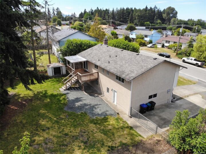 Property Photo: 156 Moss Ave BC V9P 1L7