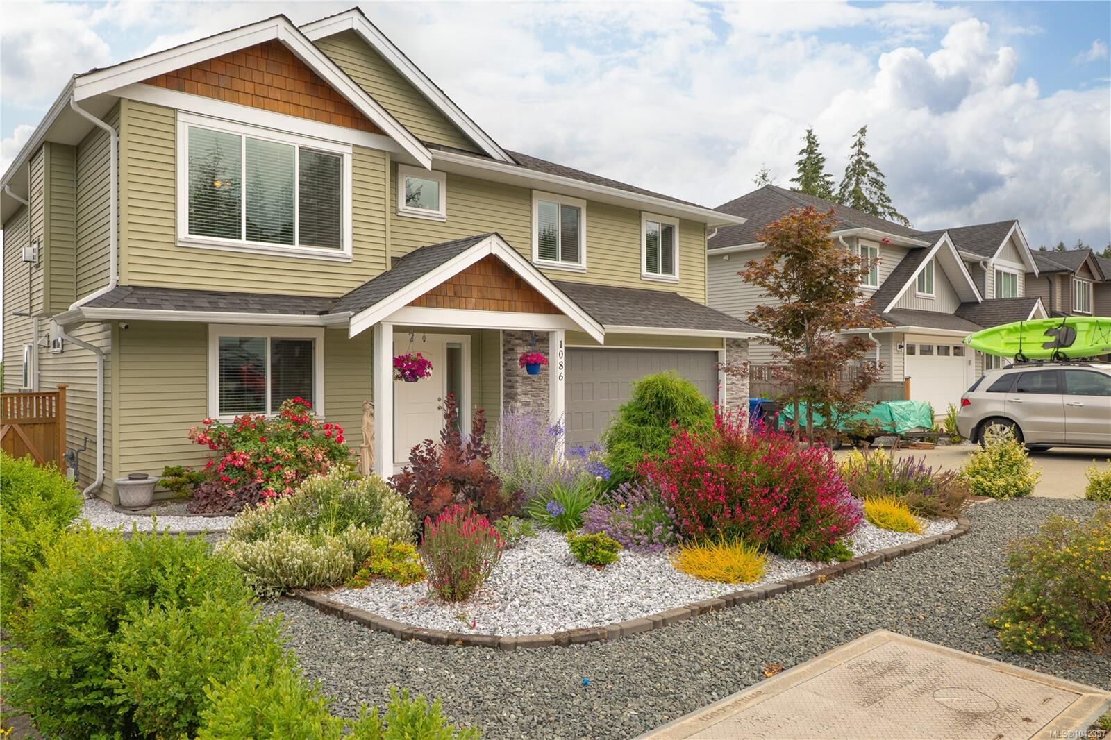 Property Photo: 1086 Shelby Ann Ave BC V9R 0H5