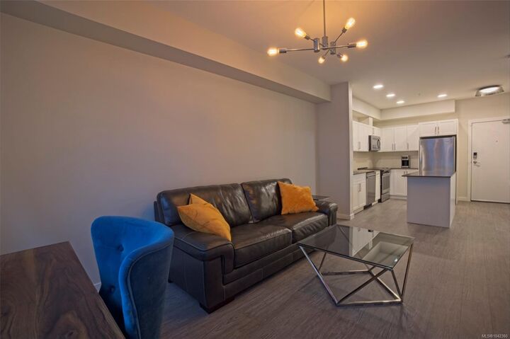 Property Photo:  868 Orono Ave #204  BC V9B 0X9 