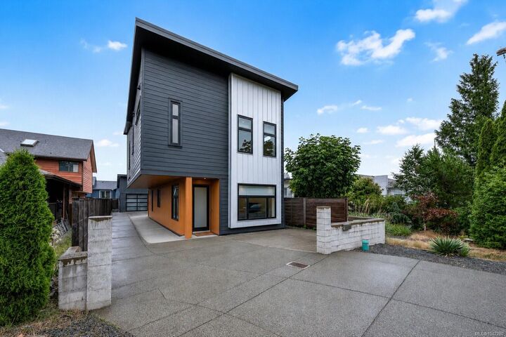 3341 Skinner Rd — photo 1