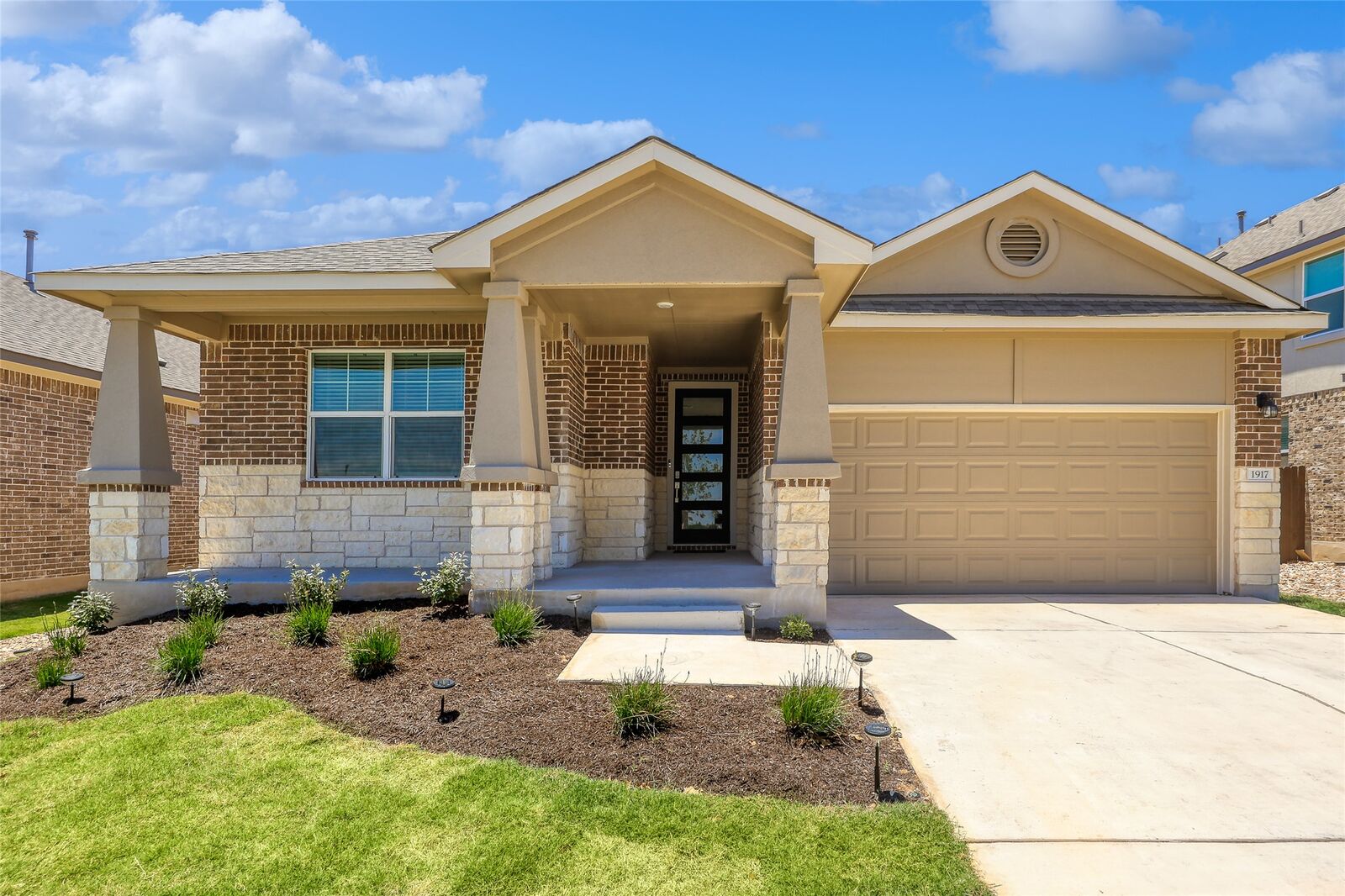 Property Photo: 1917 Centerline Lane TX 78628
