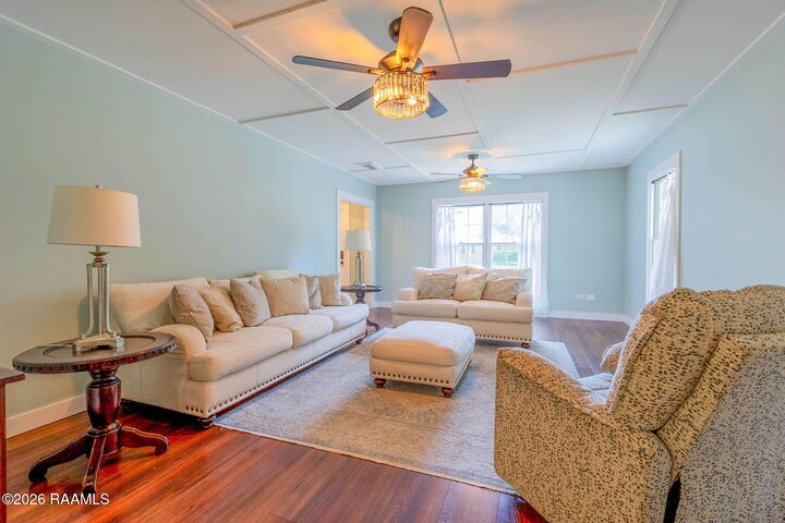 Property Photo: 347 Hilltop Circle LA 70563
