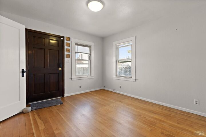Property Photo: 10017 Pippin Street CA 94603