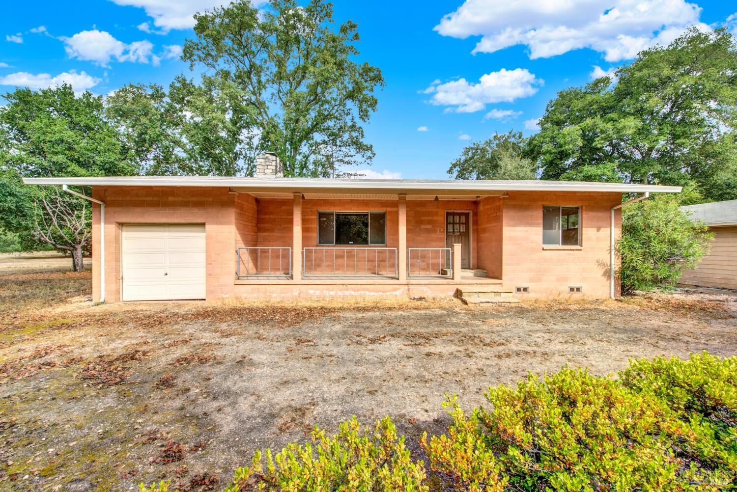Property Photo: 677 A Petaluma Avenue CA 95476