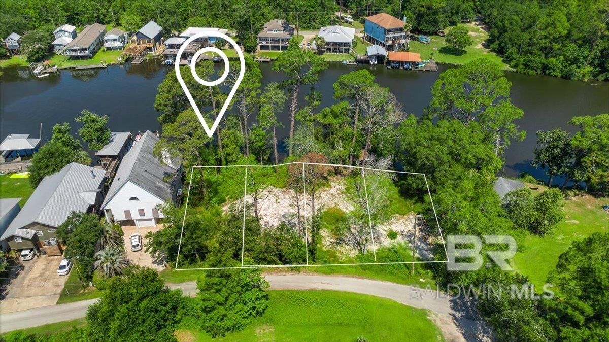 Property Photo: 16071 River Drive AL 36580