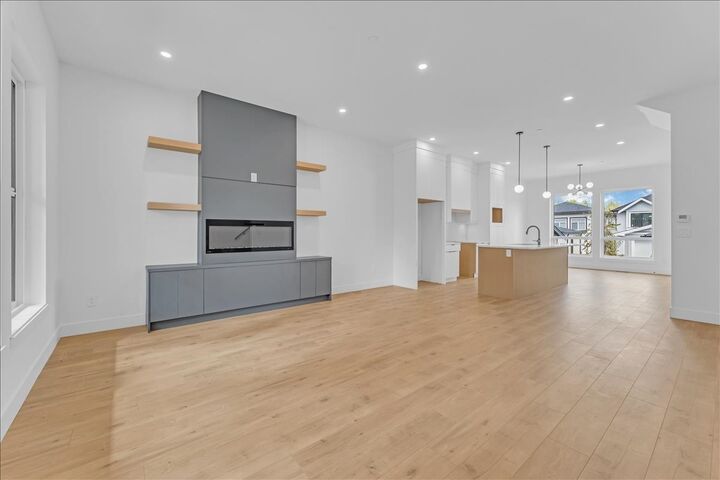 Property Photo: 20487 74B Avenue BC V2Y 1V5