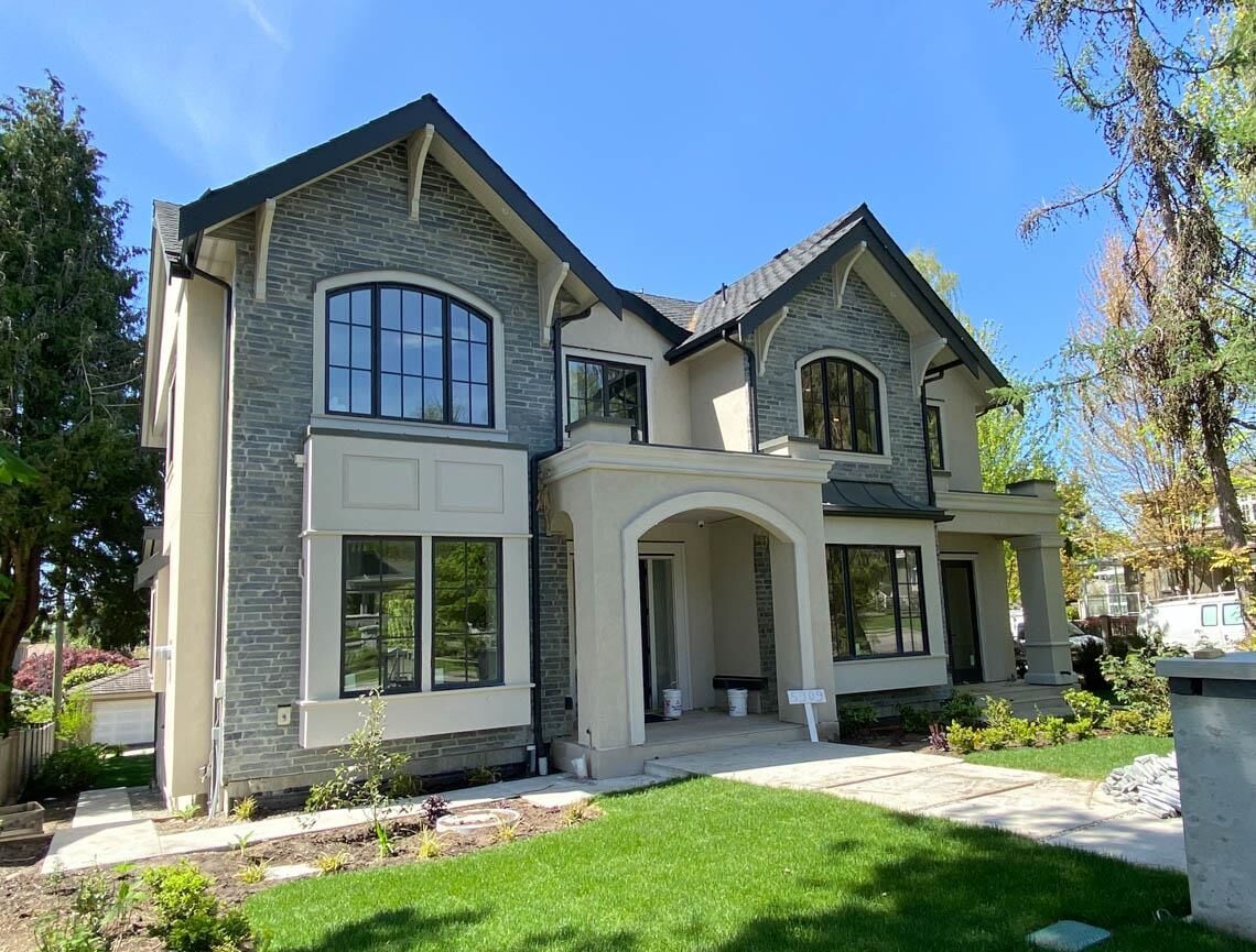 Property Photo:  1368 W 43rd Avenue Upper  BC V6M 3A3 