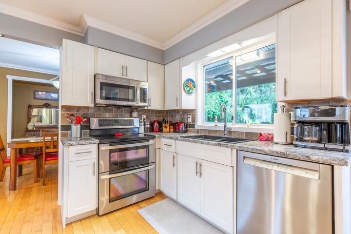 Property Photo: 33039 Malahat Place BC V2S 7B8