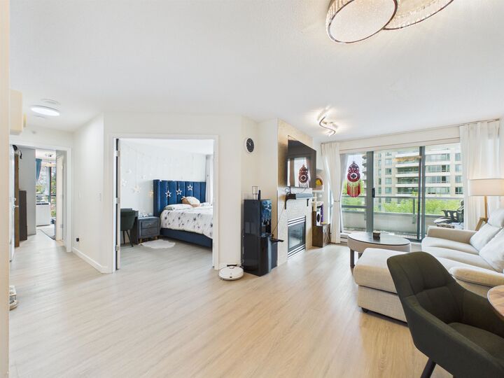 Property Photo: 6611 Southoaks Crescent 501 BC V5E 4L5