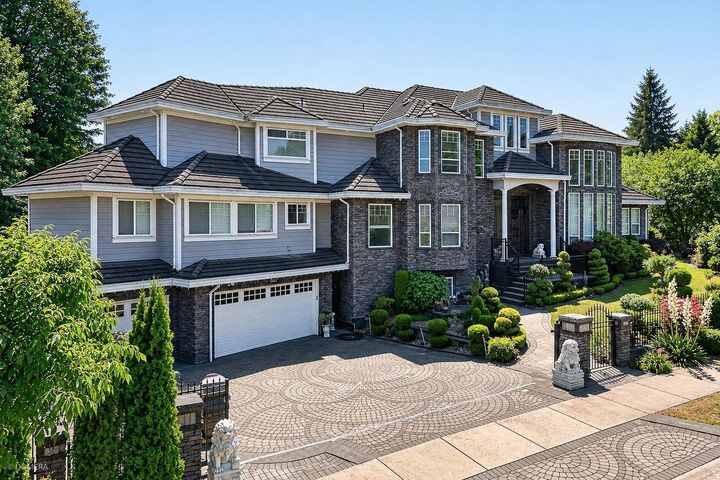 Property Photo: 16452 93A Avenue BC V4N 5S3