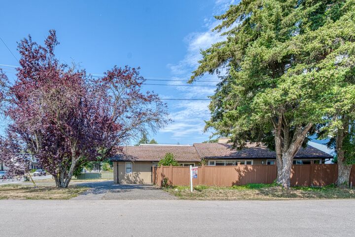 Property Photo: 7863 119A Street BC V4C 6N7