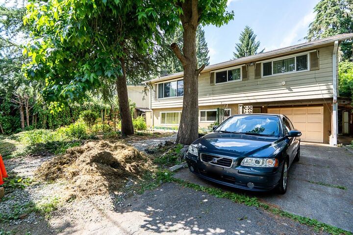 1671 Robertson Avenue — photo 1