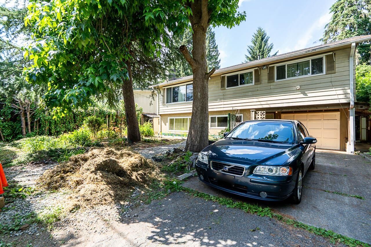 Property Photo: 1671 Robertson Avenue BC V3B 1C9