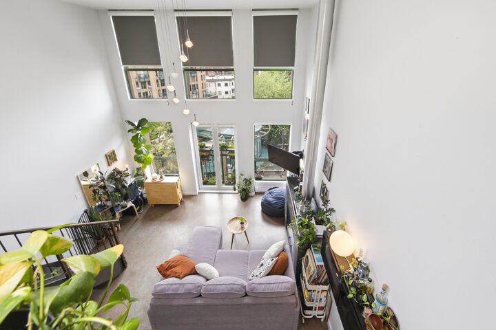 1 E Cordova Street 504 — photo 1