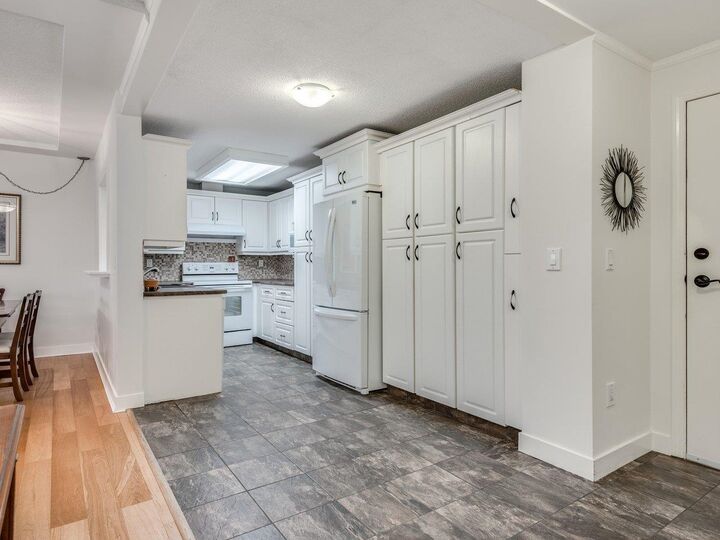 Property Photo: 4821 53 Street B207 BC V4K 2Z3