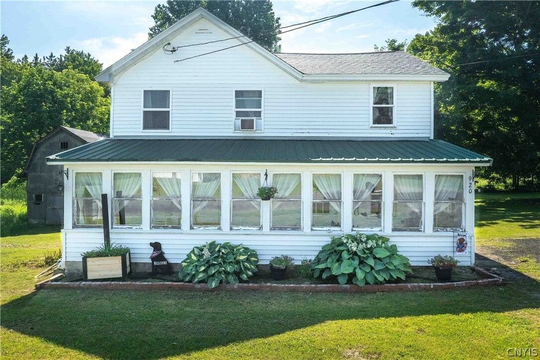 Property Photo:  920 Silk Road  NY 13069 