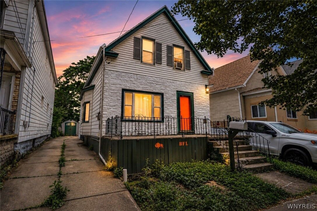Property Photo:  418 Ideal Street  NY 14206 