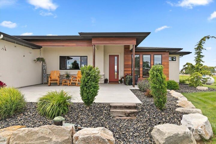 Property Photo:  6255 Bennett Rd.  ID 83686 