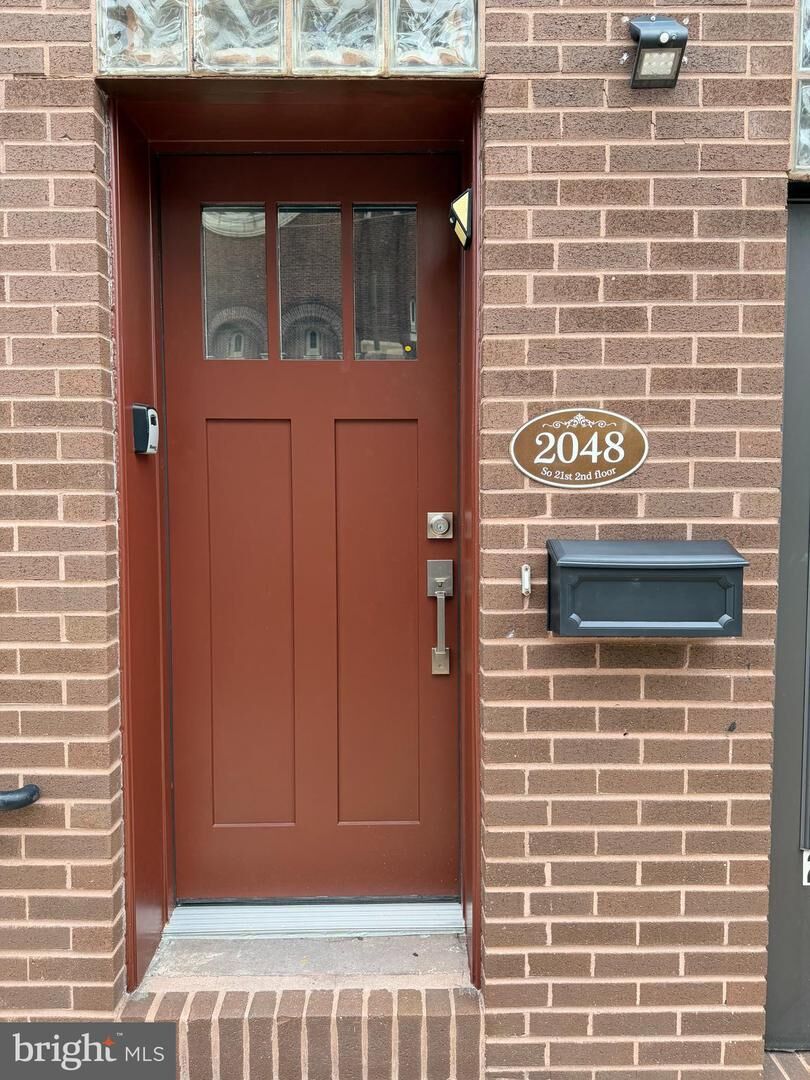 Property Photo:  2048 S 21st Street 2nd Floor  PA 19145 