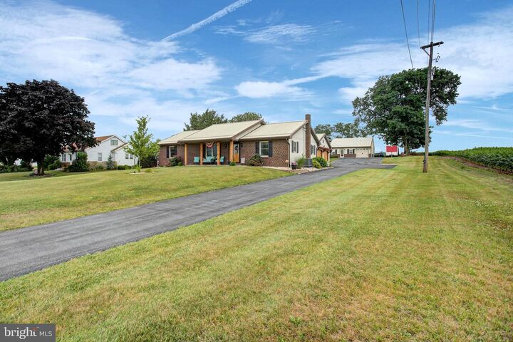 Property Photo: 1461 Roxbury Road PA 17257