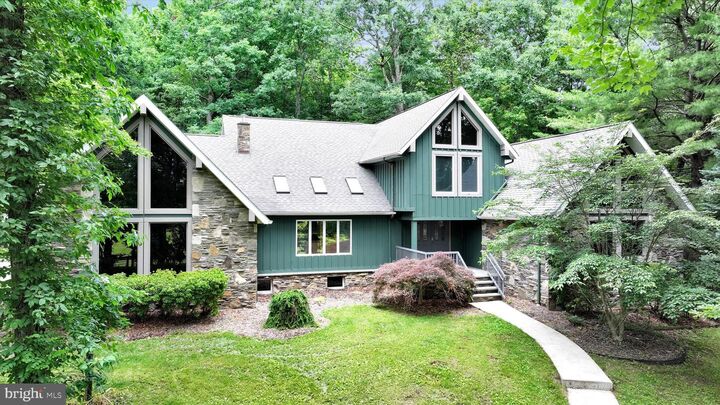 Property Photo: 376 Hty Road PA 18058