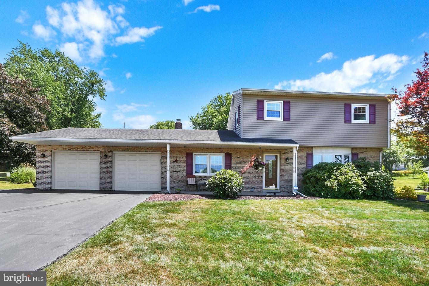 Property Photo: 909 Wakefield Avenue PA 17055
