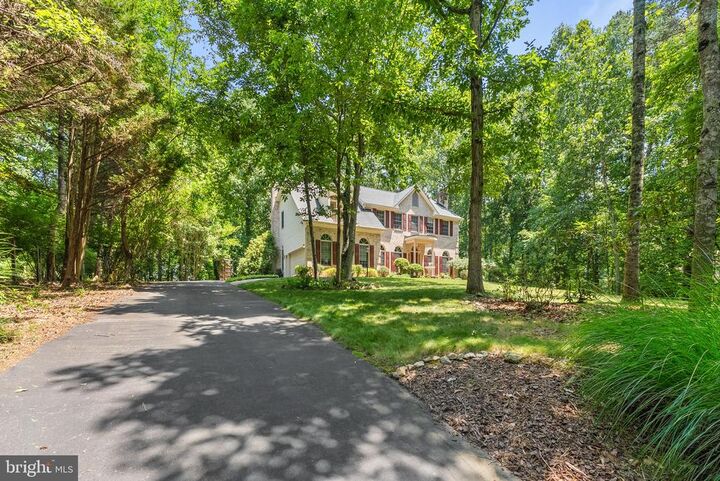 Property Photo: 2415 Brighton Pl VA 22724